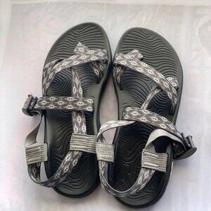 Chaco Mens Strap Sandals (New Size 10)